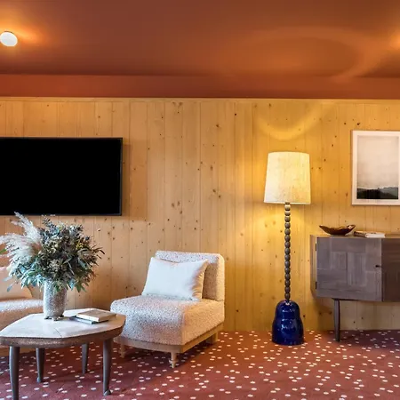Le Coucou Hotel