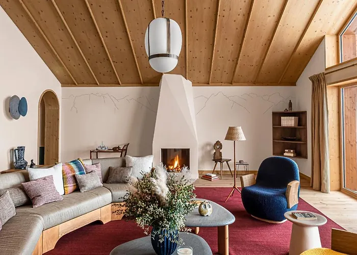 Le Coucou Hotel