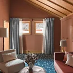 Le Coucou Otel