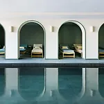 Le Coucou Otel 5*