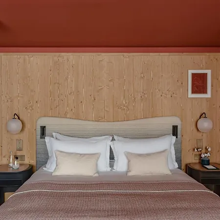 Hotel Le Coucou 5*