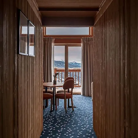 Le Coucou Hotel