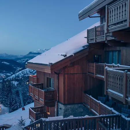 Hotell Le Coucou 5*